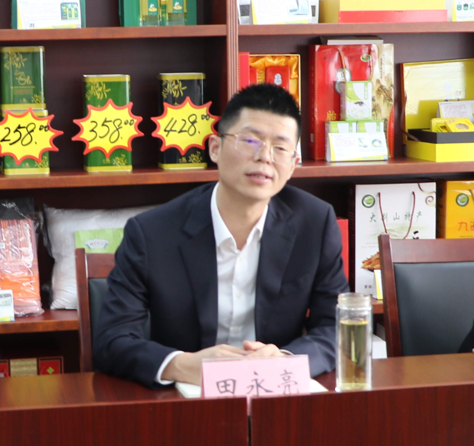 4X1A4039_副本.jpg 4X1A4039_副本.jpg